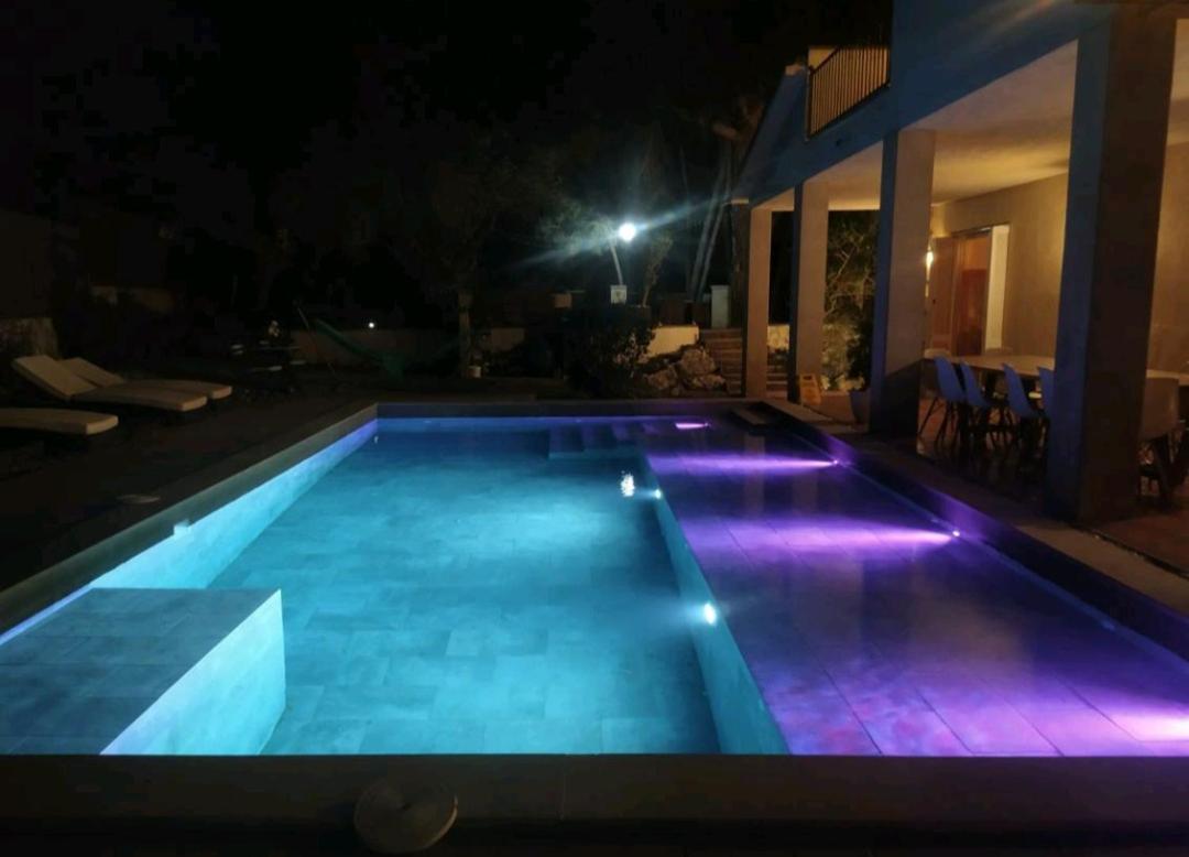 Les Canyes Cottage, Private Villa Resort Piera ภายนอก รูปภาพ