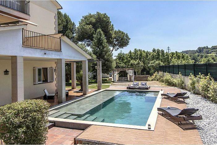 Les Canyes Cottage, Private Villa Resort Piera ภายนอก รูปภาพ